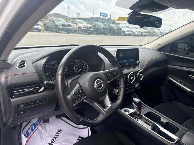 Used 2023 Nissan Sentra SR FWD image 11