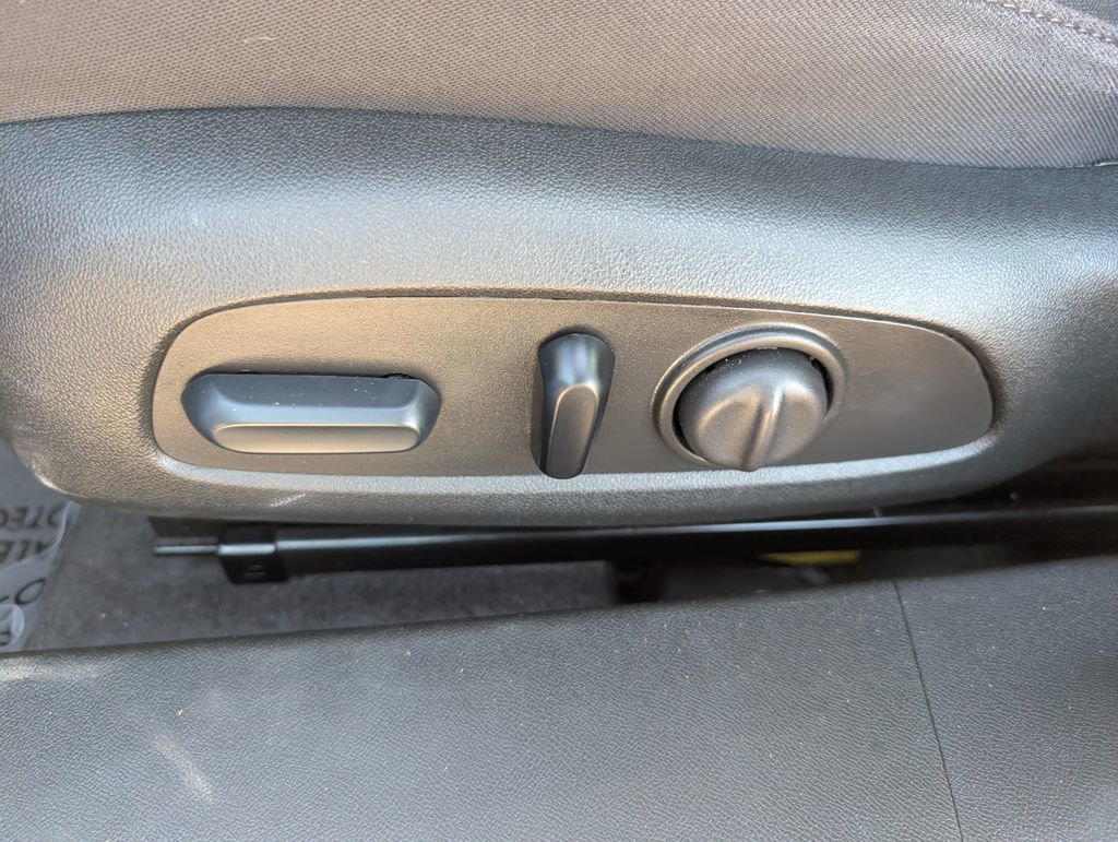 Used 2023 Chevrolet Malibu LT image 10