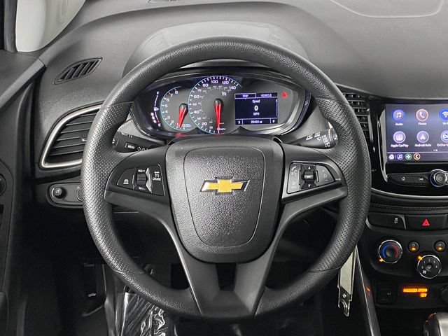 Used 2020 Chevrolet Trax LT AWD/4WD image 15