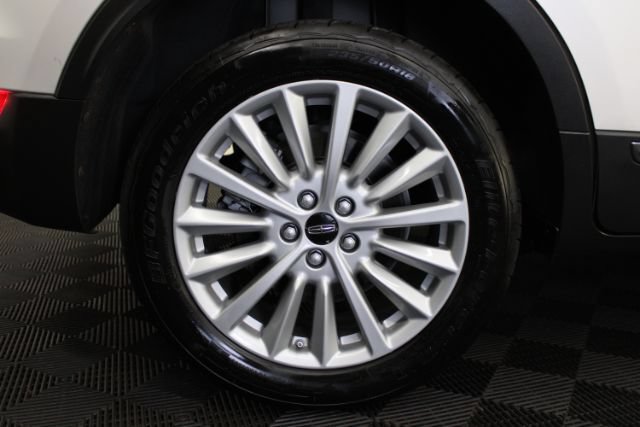 Used 2019 Lincoln MKC Premiere FWD image 4
