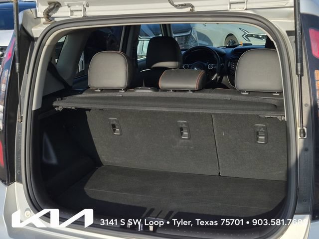 Used 2018 Kia Soul ! FWD image 8