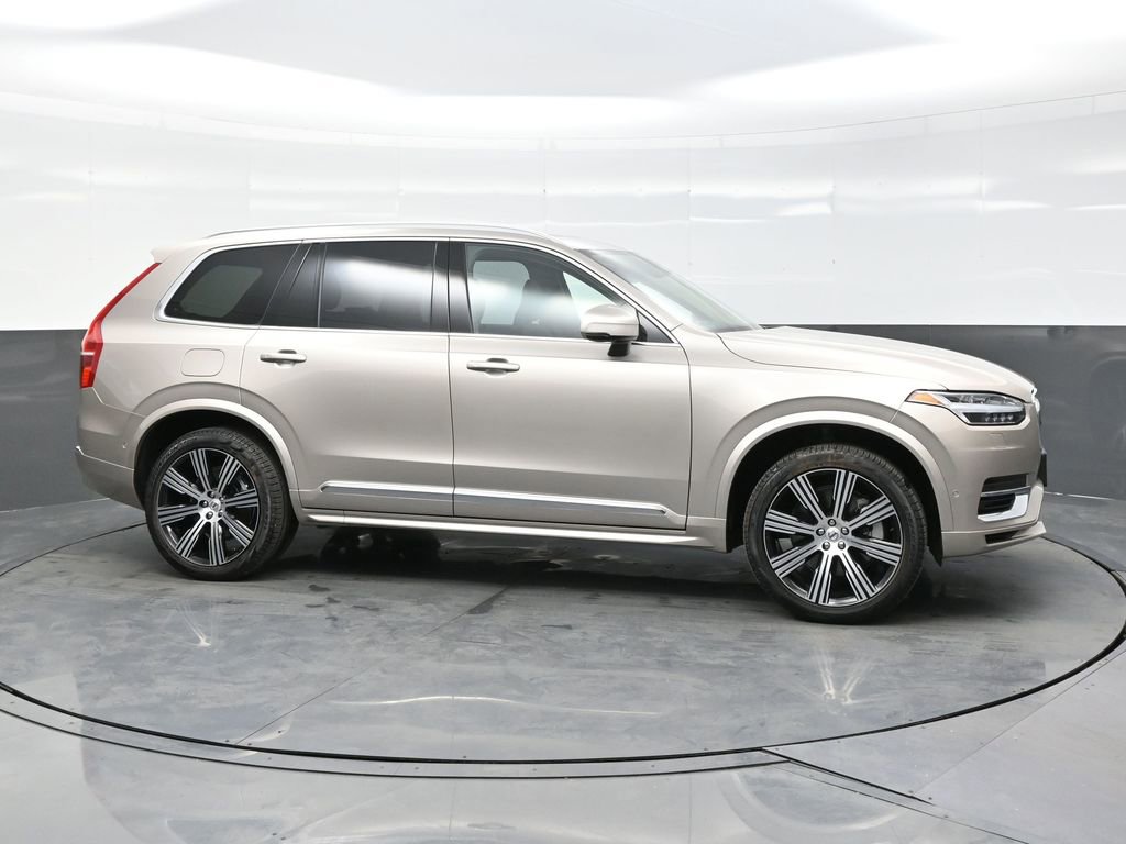 Used 2025 Volvo XC90 T8 Plus w/ Protection Package Premier image 8