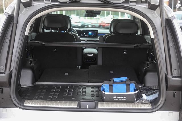 New 2026 Hyundai Ioniq 9 Calligraphy image 30