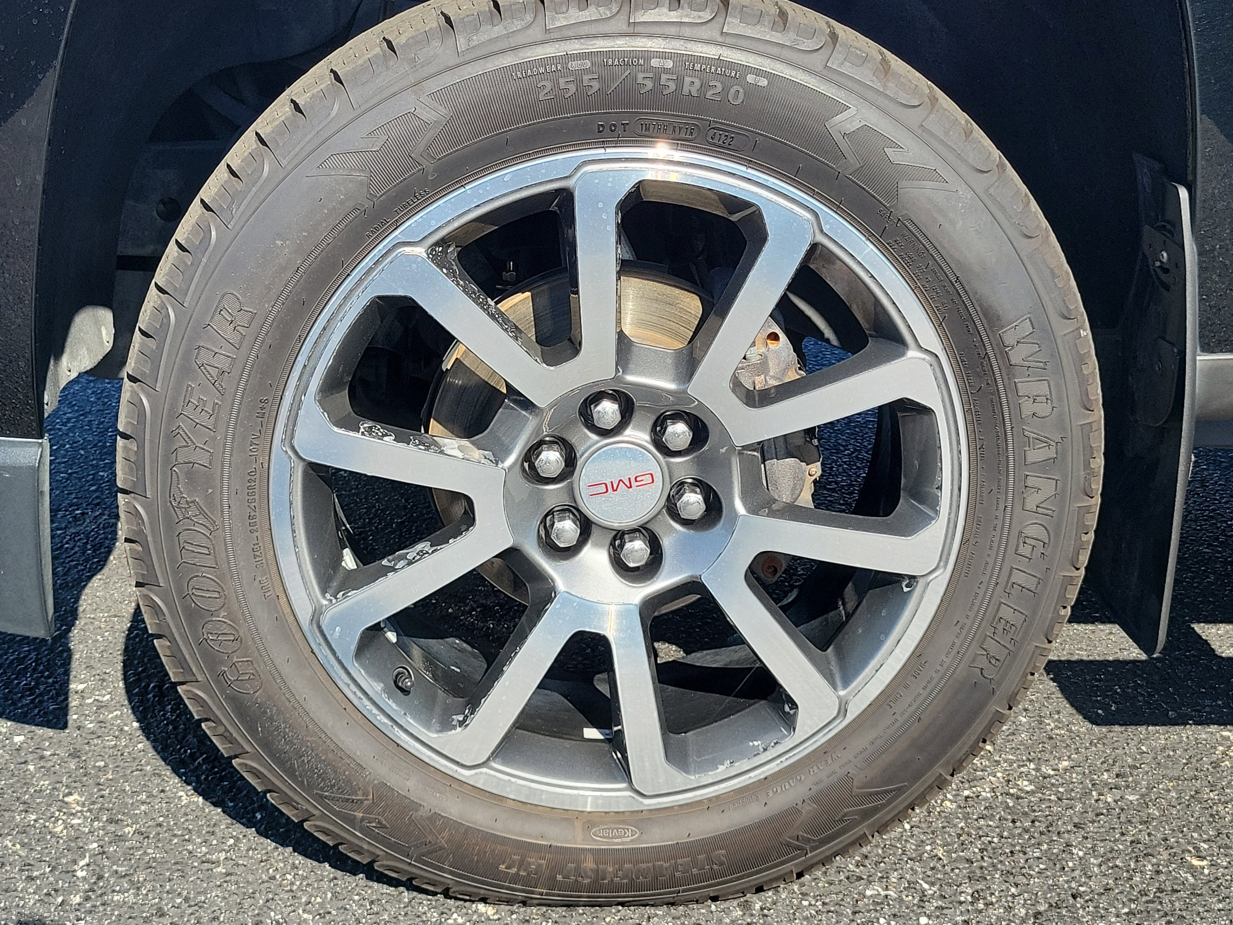 Used 2017 GMC Canyon Denali image 10