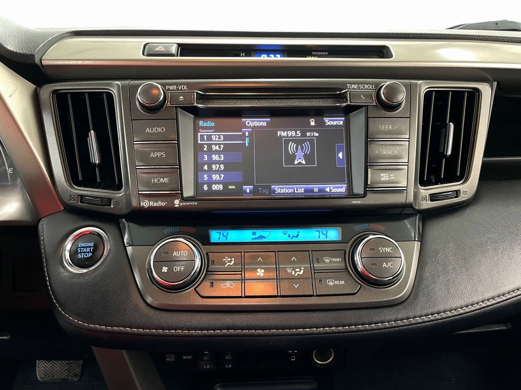 Used 2014 Toyota RAV4 Limited image 28