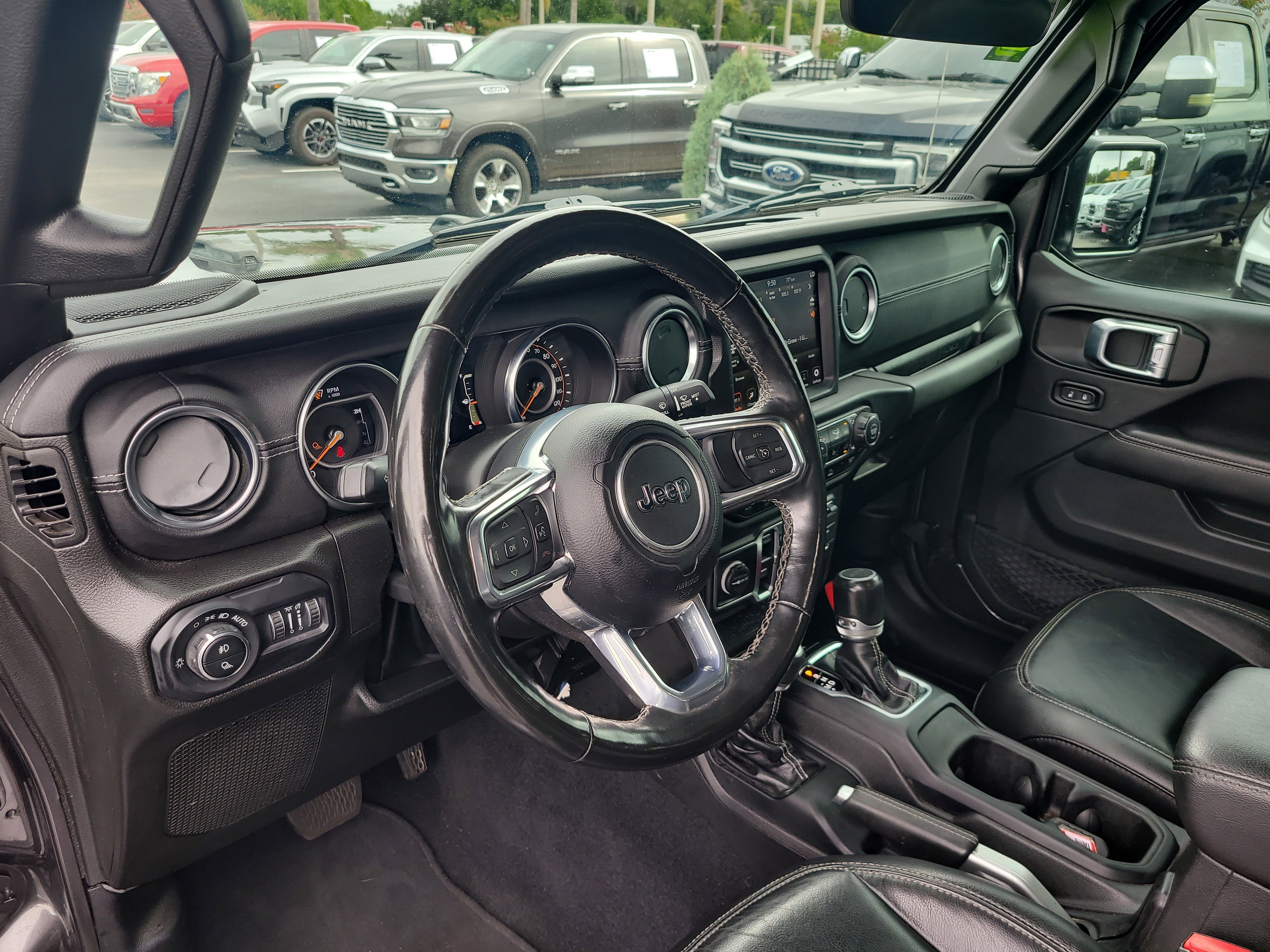 Used 2022 Jeep Gladiator Overland w/ Popular Equipment Package AWD/4WD image 19