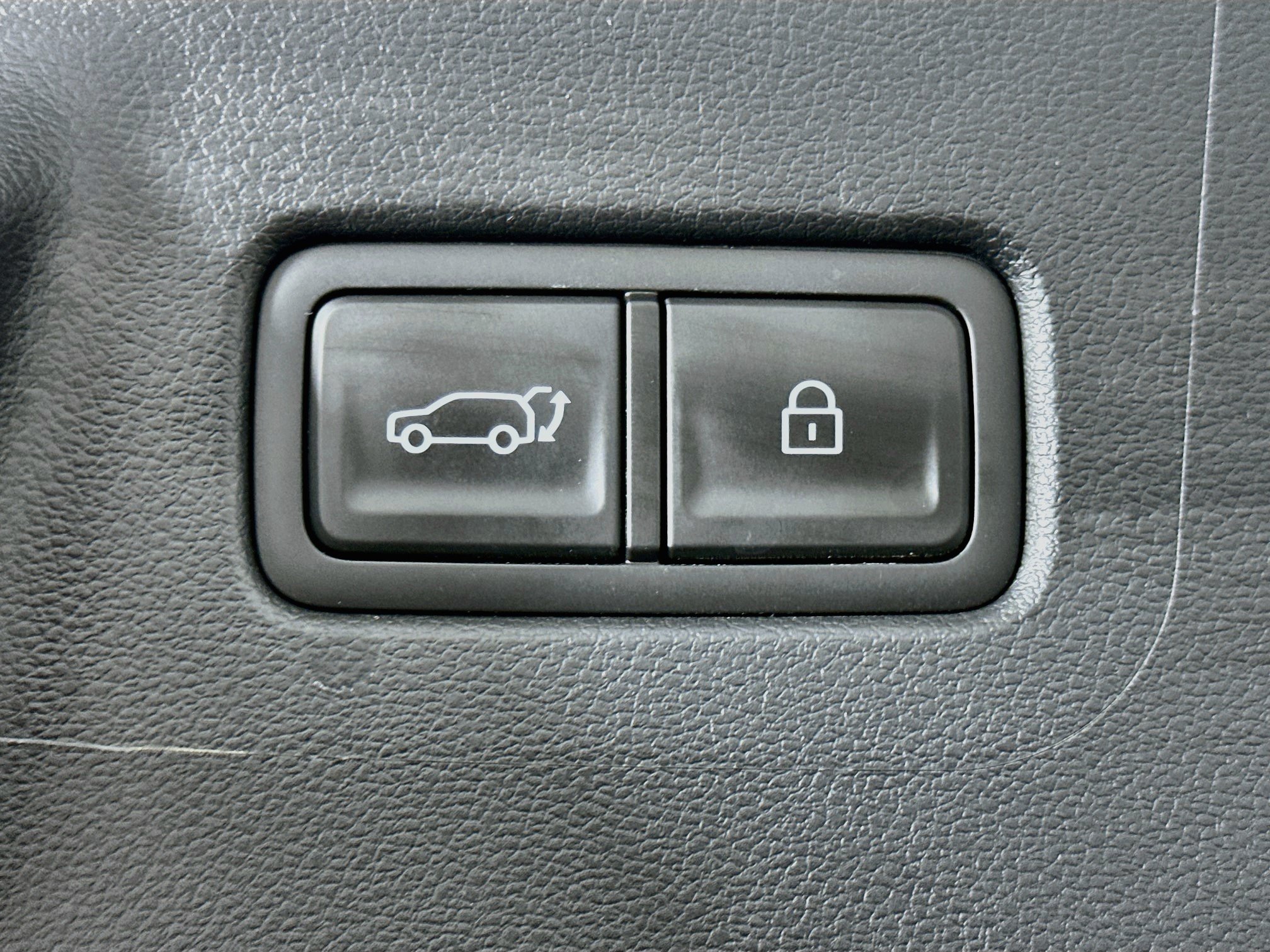 Used 2026 Hyundai Santa Fe SEL FWD image 29