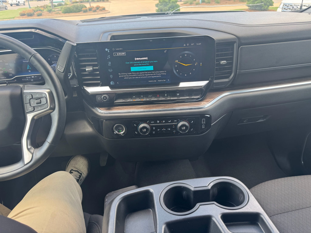 Used 2024 Chevrolet Silverado 1500 LT AWD/4WD image 24