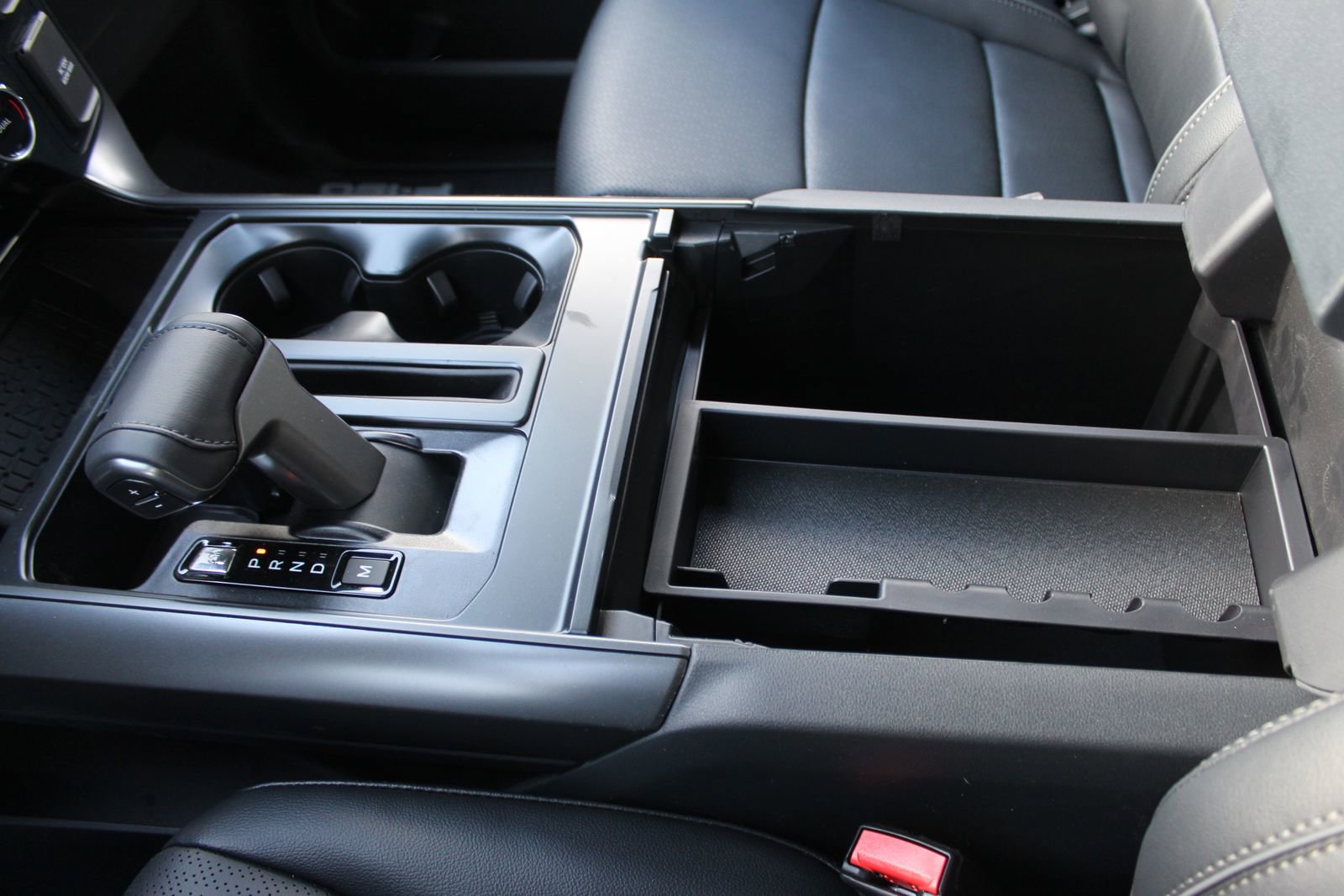 New 2025 Ford F150 Lariat w/ Equipment Group 501A Mid image 35