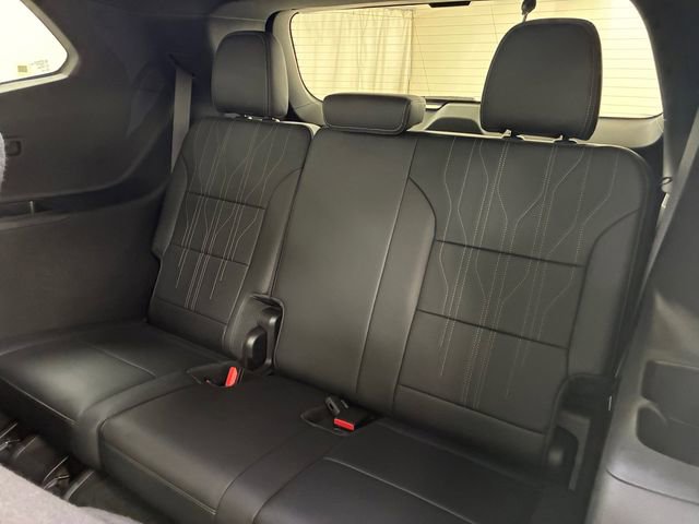 Used 2025 Buick Enclave Avenir w/ Super Cruise Package AWD/4WD image 18
