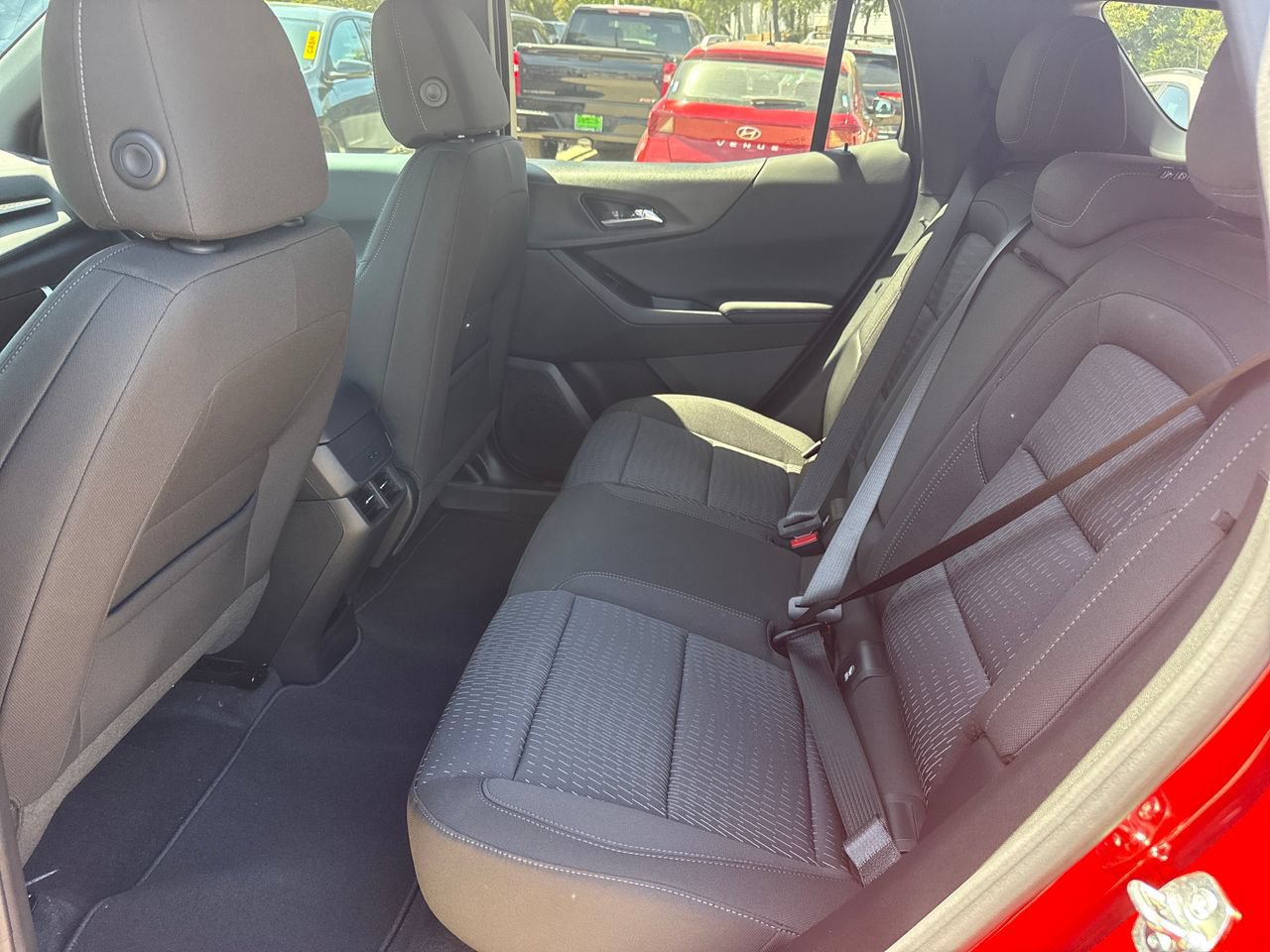 New 2027 Chevrolet Equinox LT FWD image 26