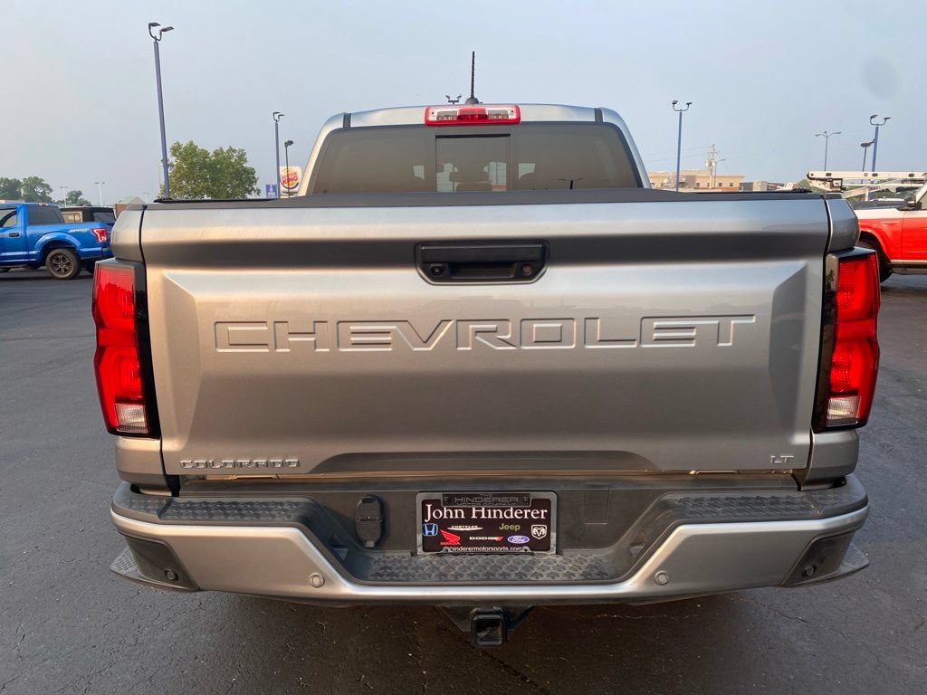 Used 2024 Chevrolet Colorado LT w/ LT Convenience Package III AWD/4WD image 4