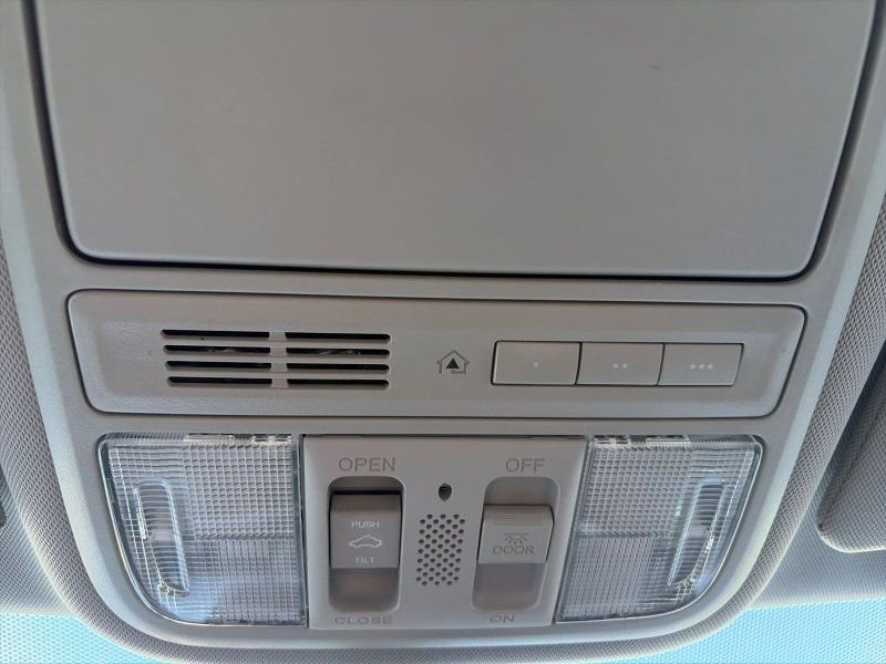 Used 2012 Honda Odyssey EX-L image 23