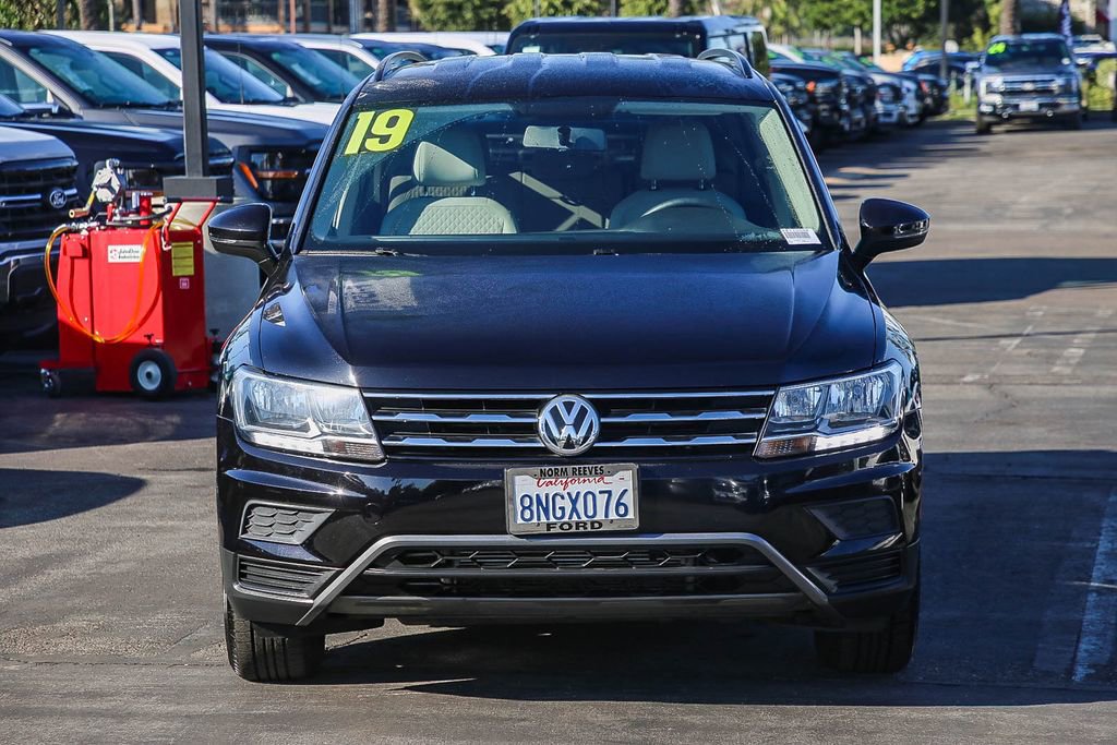 Used 2019 Volkswagen Tiguan S w/ Driver Assistance Package FWD image 2