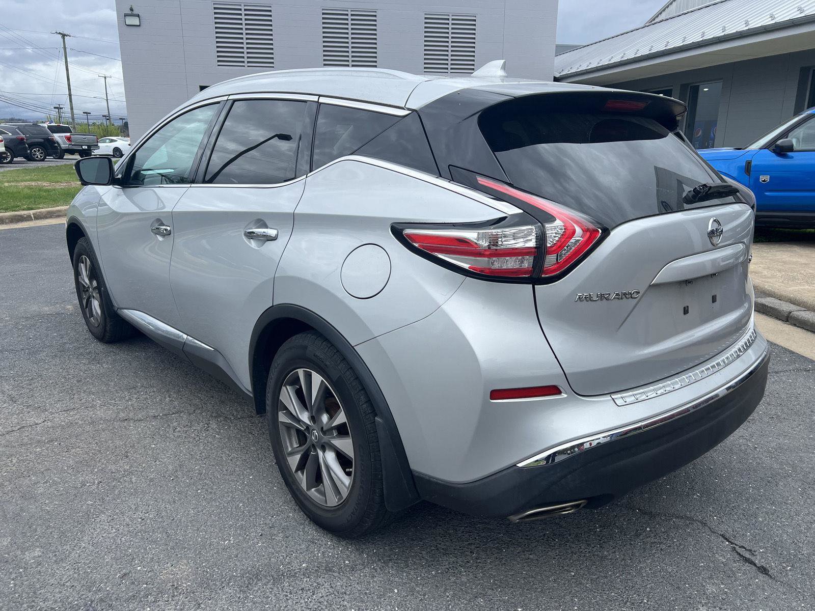 Used 2017 Nissan Murano SL w/ SL Technology Package AWD/4WD image 3