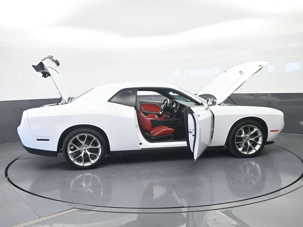 Used 2020 Dodge Challenger SXT w/ Plus Package RWD image 65
