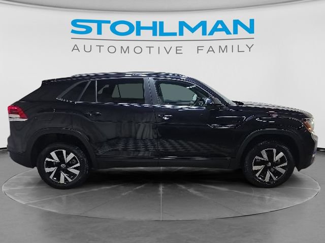 Used 2023 Volkswagen Atlas Cross Sport SE AWD/4WD image 7