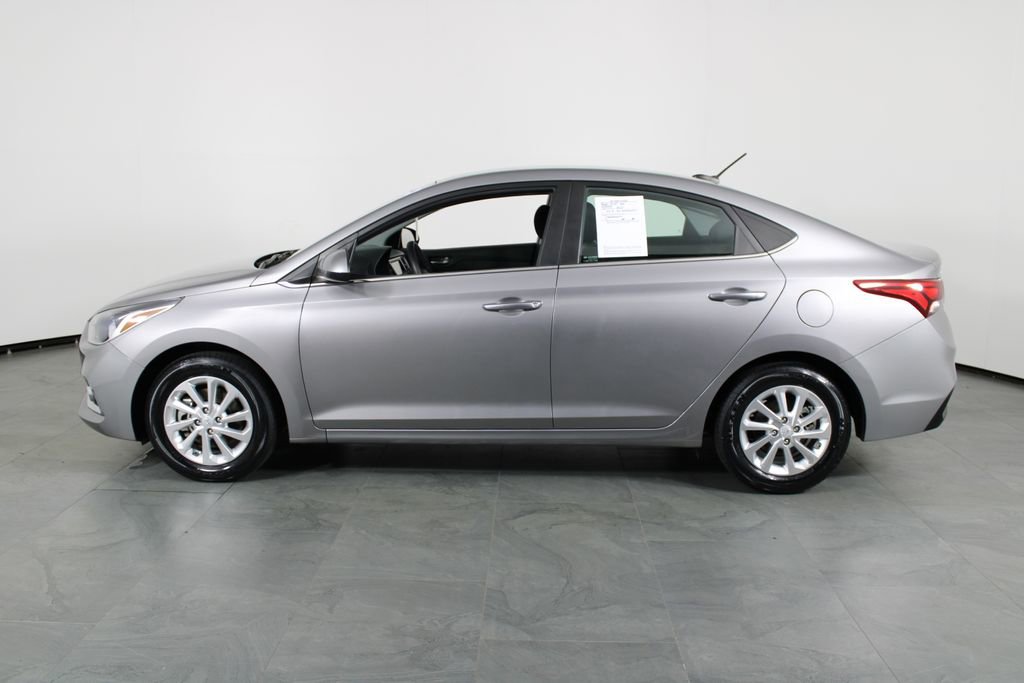 Certified 2022 Hyundai Accent SEL FWD image 12