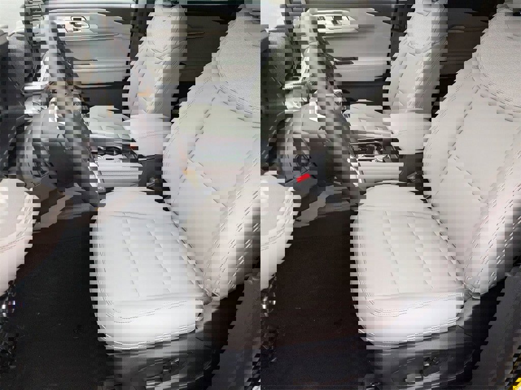 New 2026 Ford Explorer Active image 41