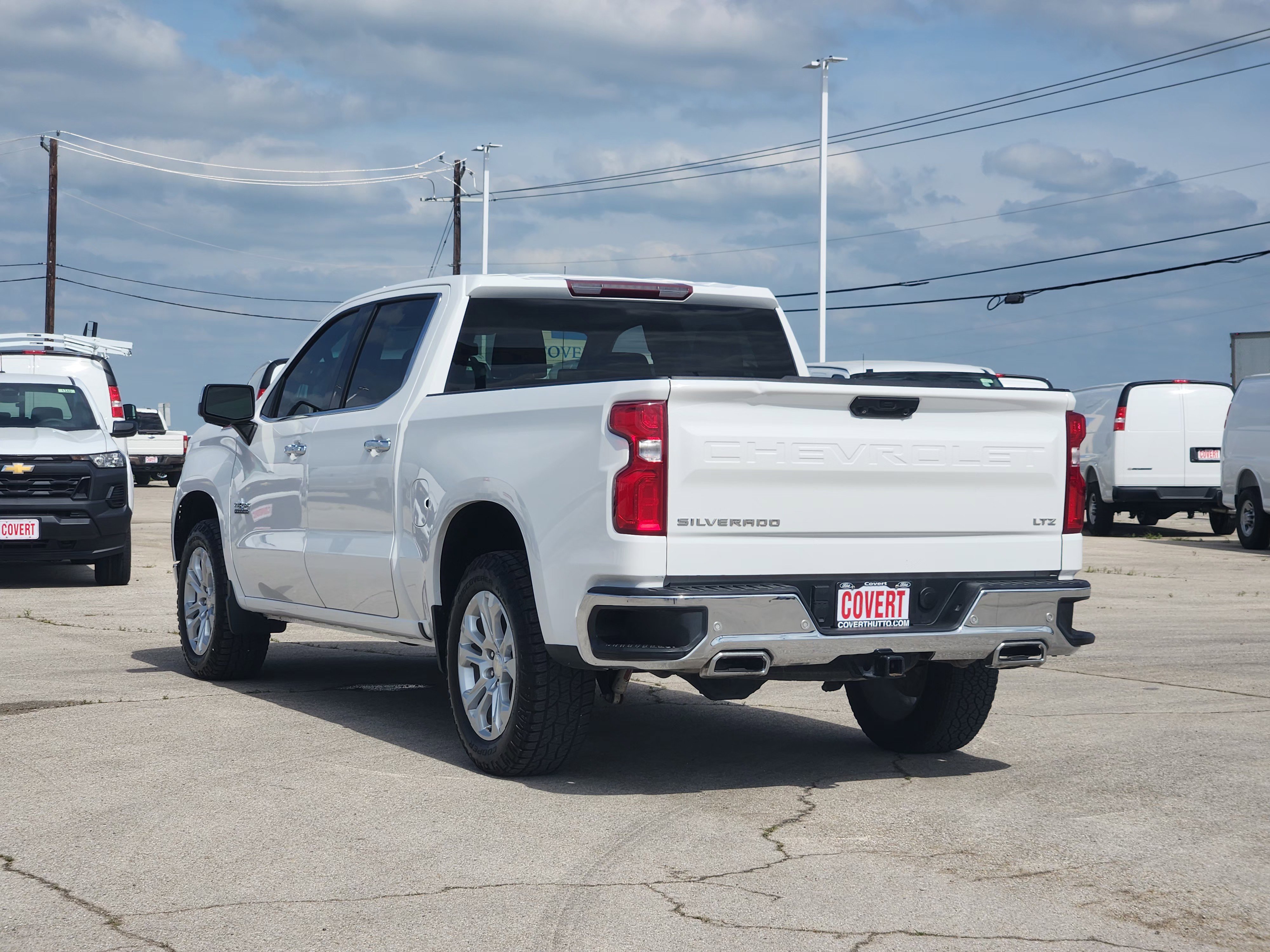 Used 2022 Chevrolet Silverado 1500 LTZ AWD/4WD image 5