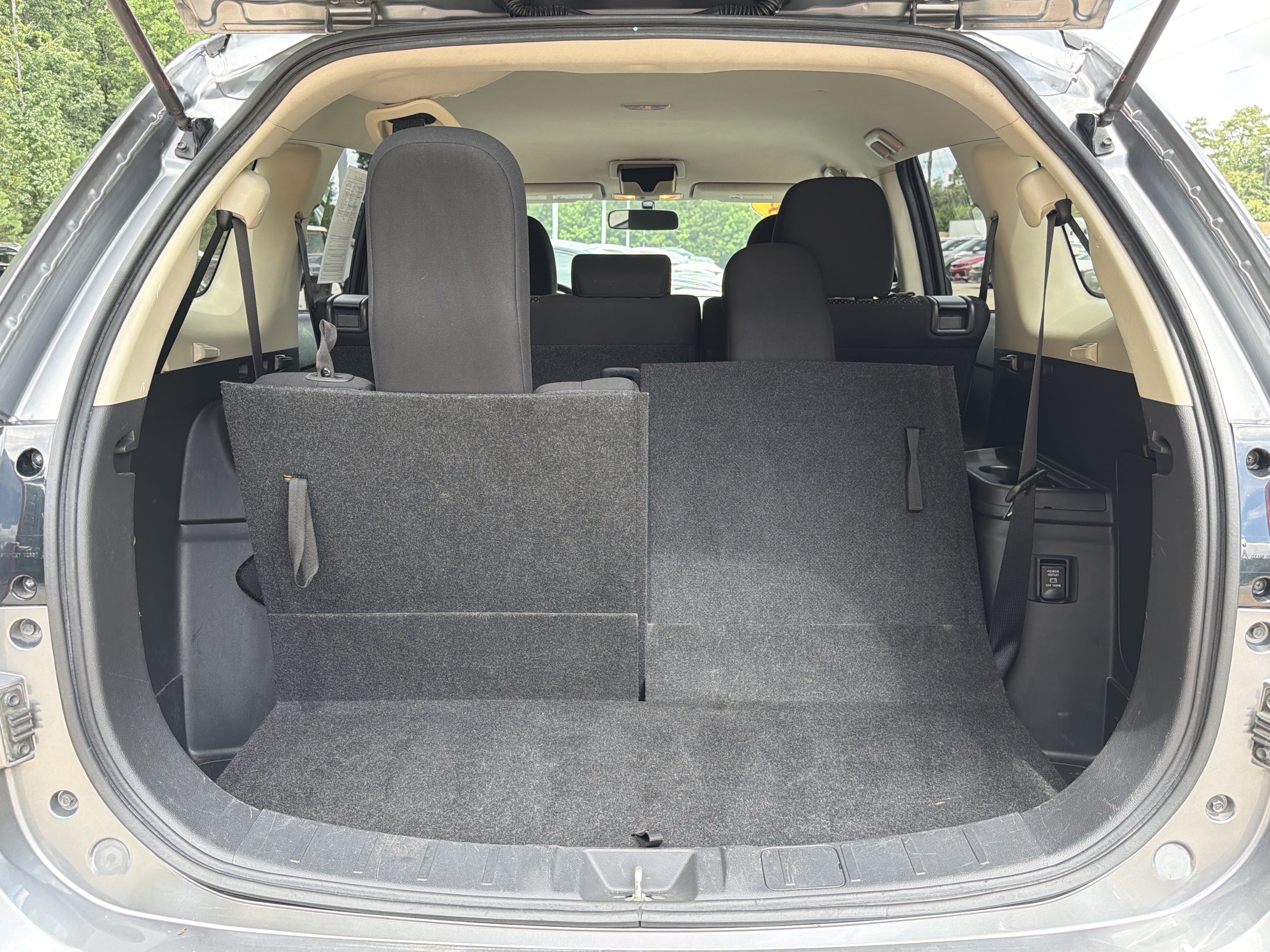 Used 2018 Mitsubishi Outlander SE AWD/4WD image 25