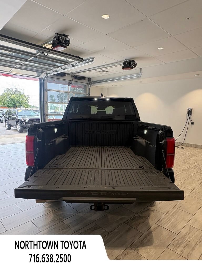 Used 2024 Toyota Tacoma TRD Off-Road AWD/4WD image 7