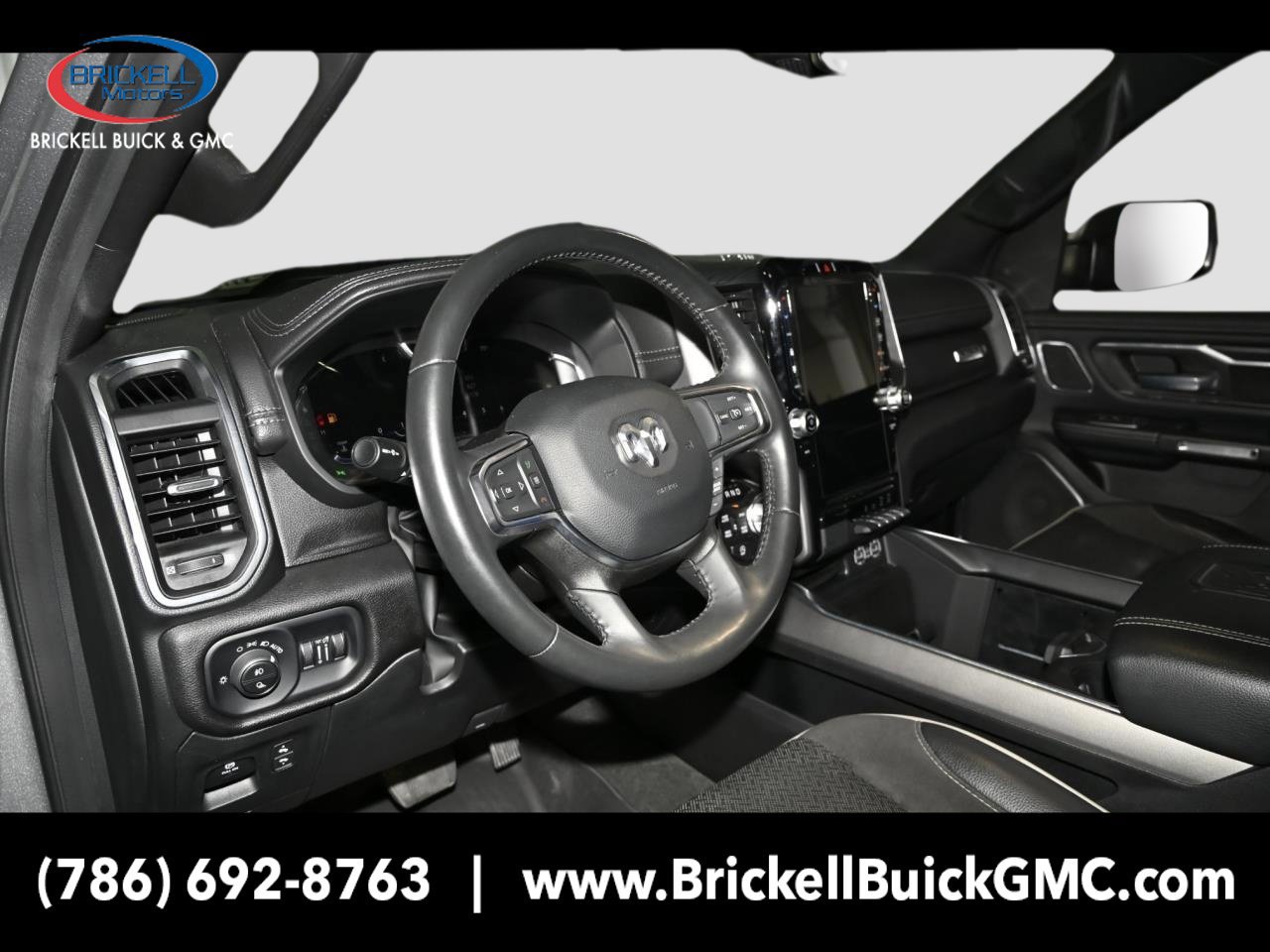 Used 2024 RAM 1500 Laramie AWD/4WD image 26