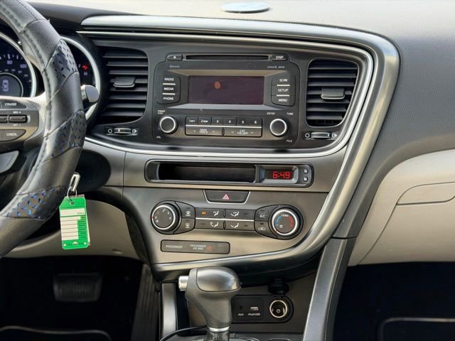 Used 2015 Kia Optima LX w/ Paint Protection Film Package image 18