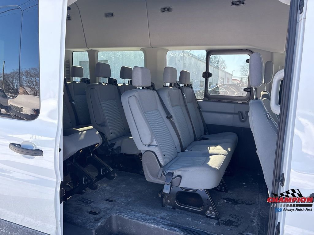 Used 2019 Ford Transit 350 XLT image 27