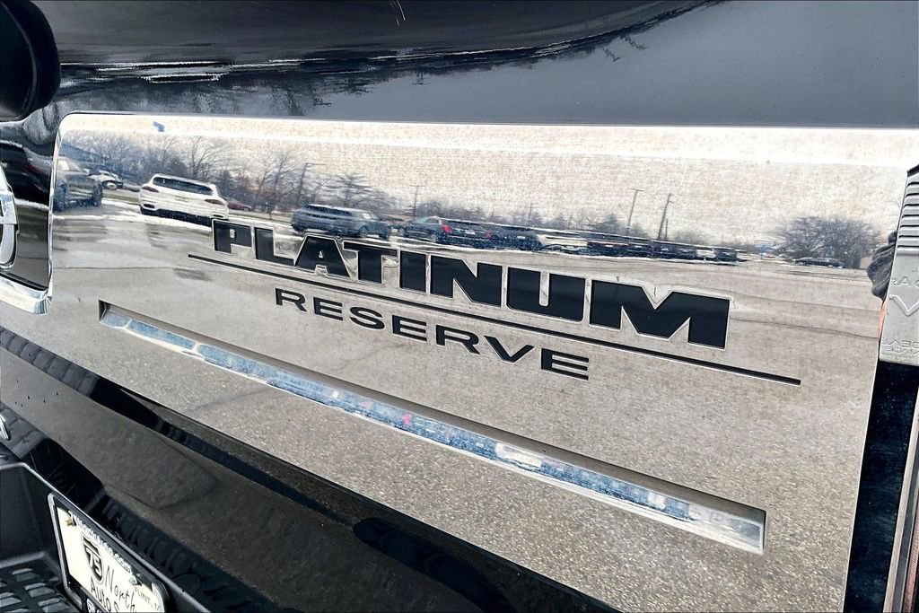 Used 2018 Nissan Titan Platinum Reserve image 25