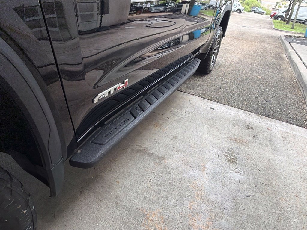 Used 2021 GMC Sierra 1500 AT4 w/ AT4 Premium Package AWD/4WD image 18