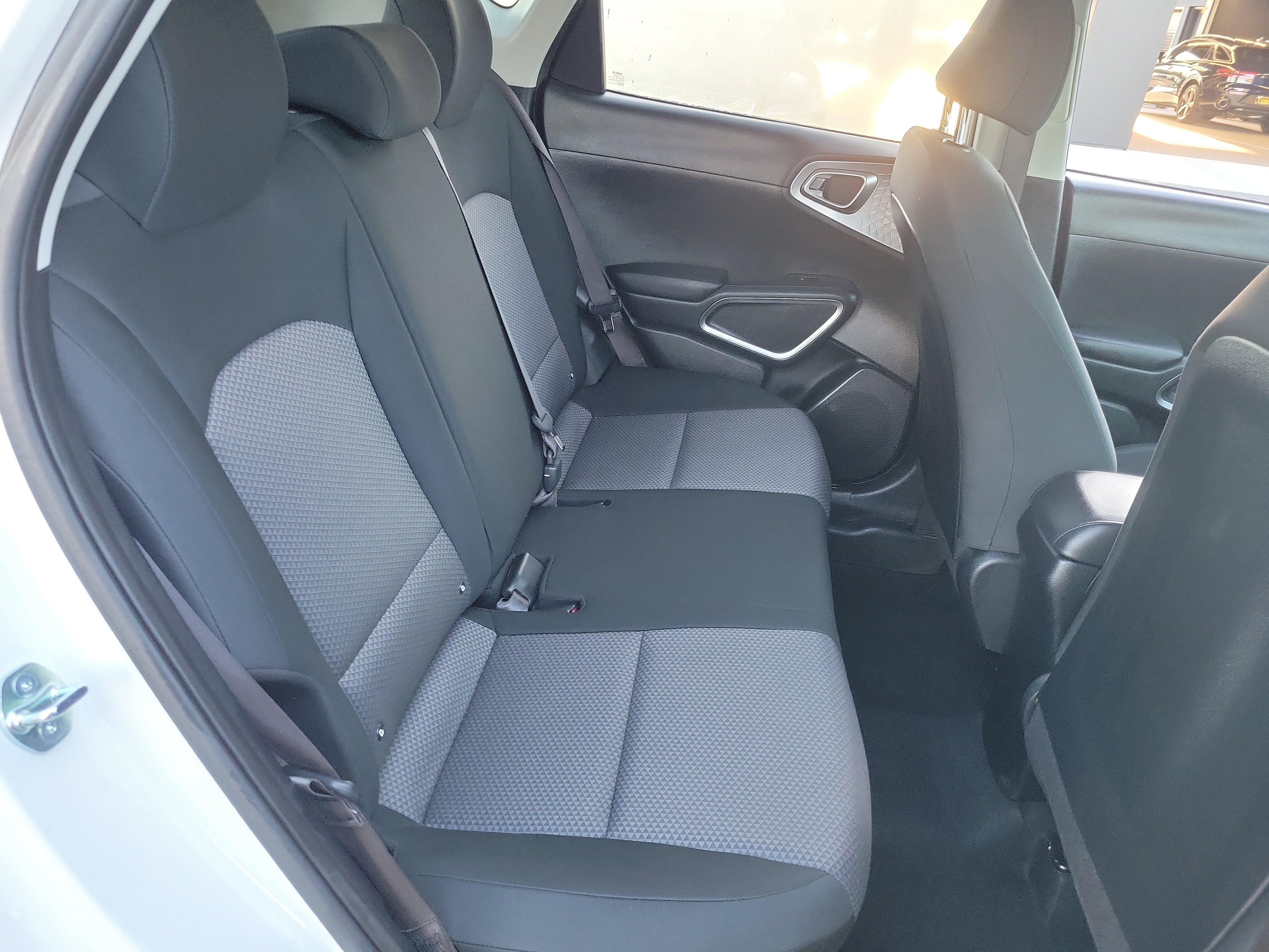 Used 2025 Kia Soul LX image 21