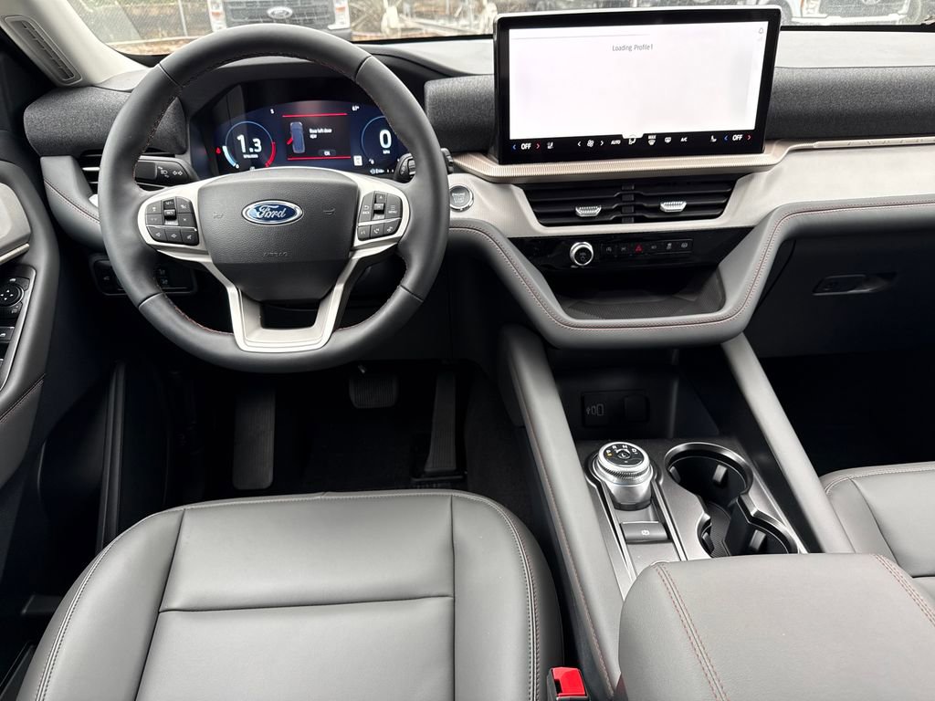 New 2026 Ford Explorer Active w/ Active Comfort Package image 5