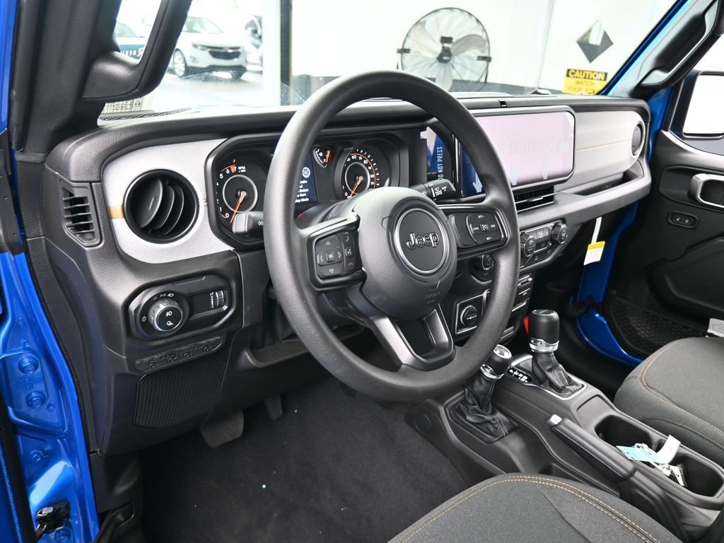 New 2026 Jeep Gladiator Sport AWD/4WD image 10
