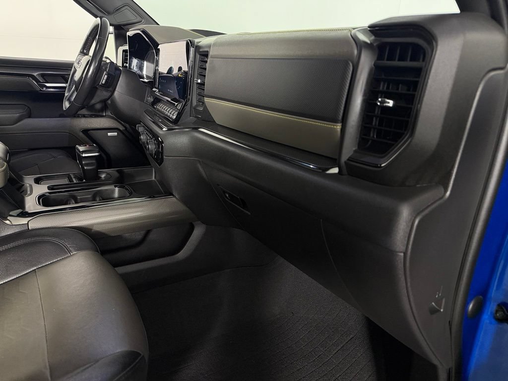 Used 2023 Chevrolet Silverado 1500 ZR2 w/ Technology Package AWD/4WD image 31