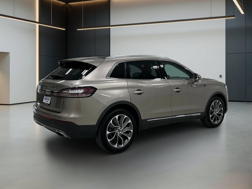 Used 2021 Lincoln Nautilus Reserve w/ Cargo Utility Package FWD image 6