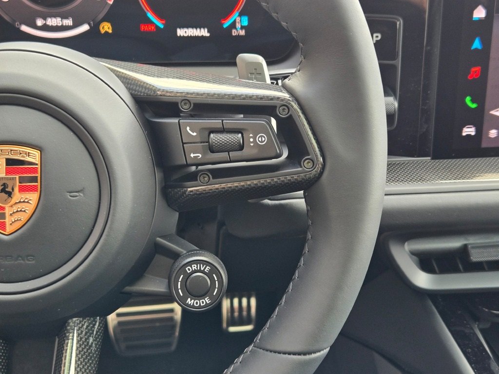 New 2025 Porsche Cayenne GTS image 28