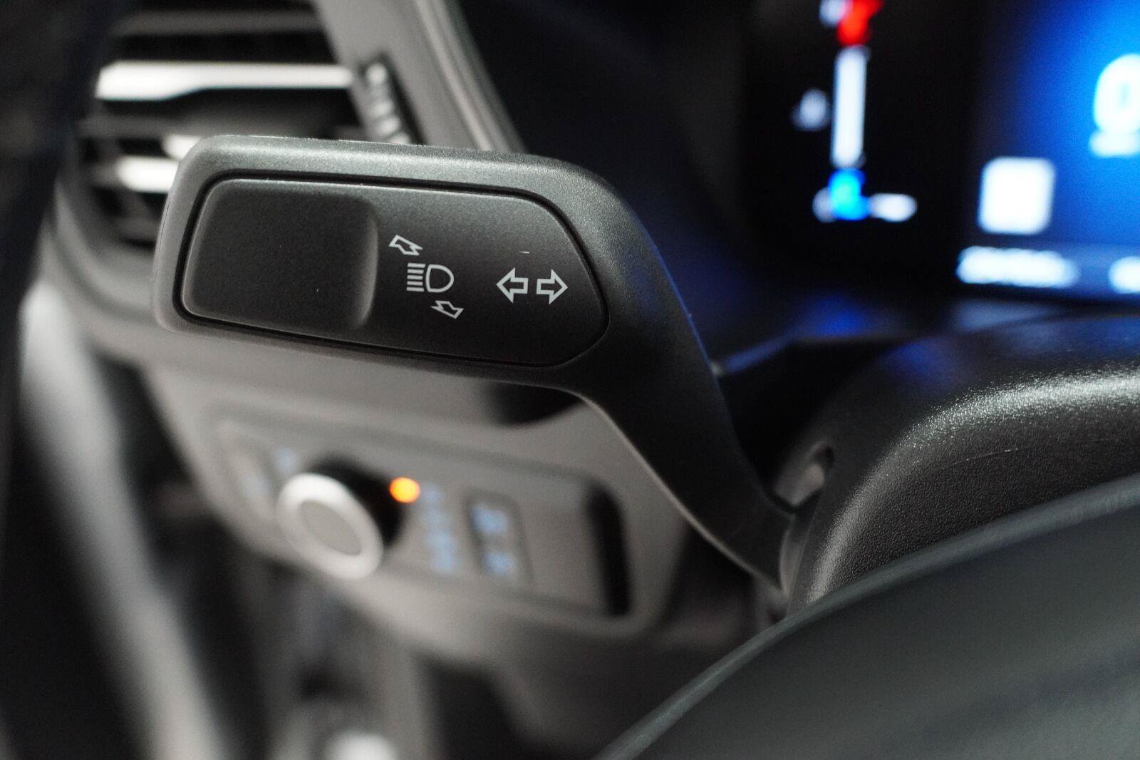 Used 2024 Ford Escape Active w/ Tech Pack #1 FWD image 9