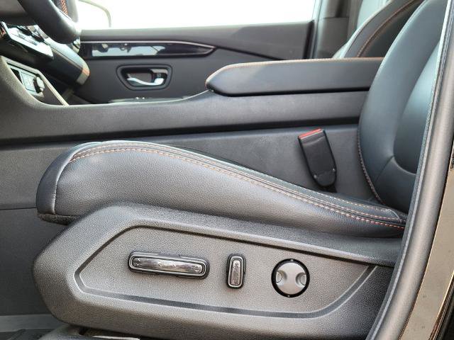 Used 2025 Honda Pilot TrailSport image 26