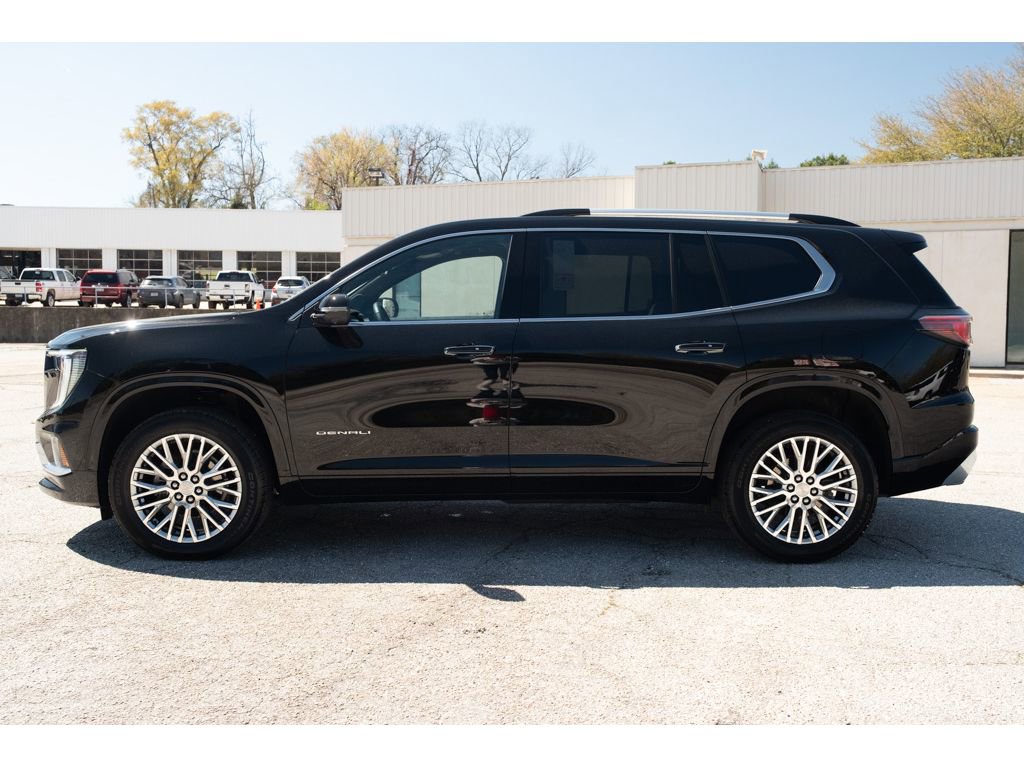 Used 2025 GMC Acadia Denali image 4