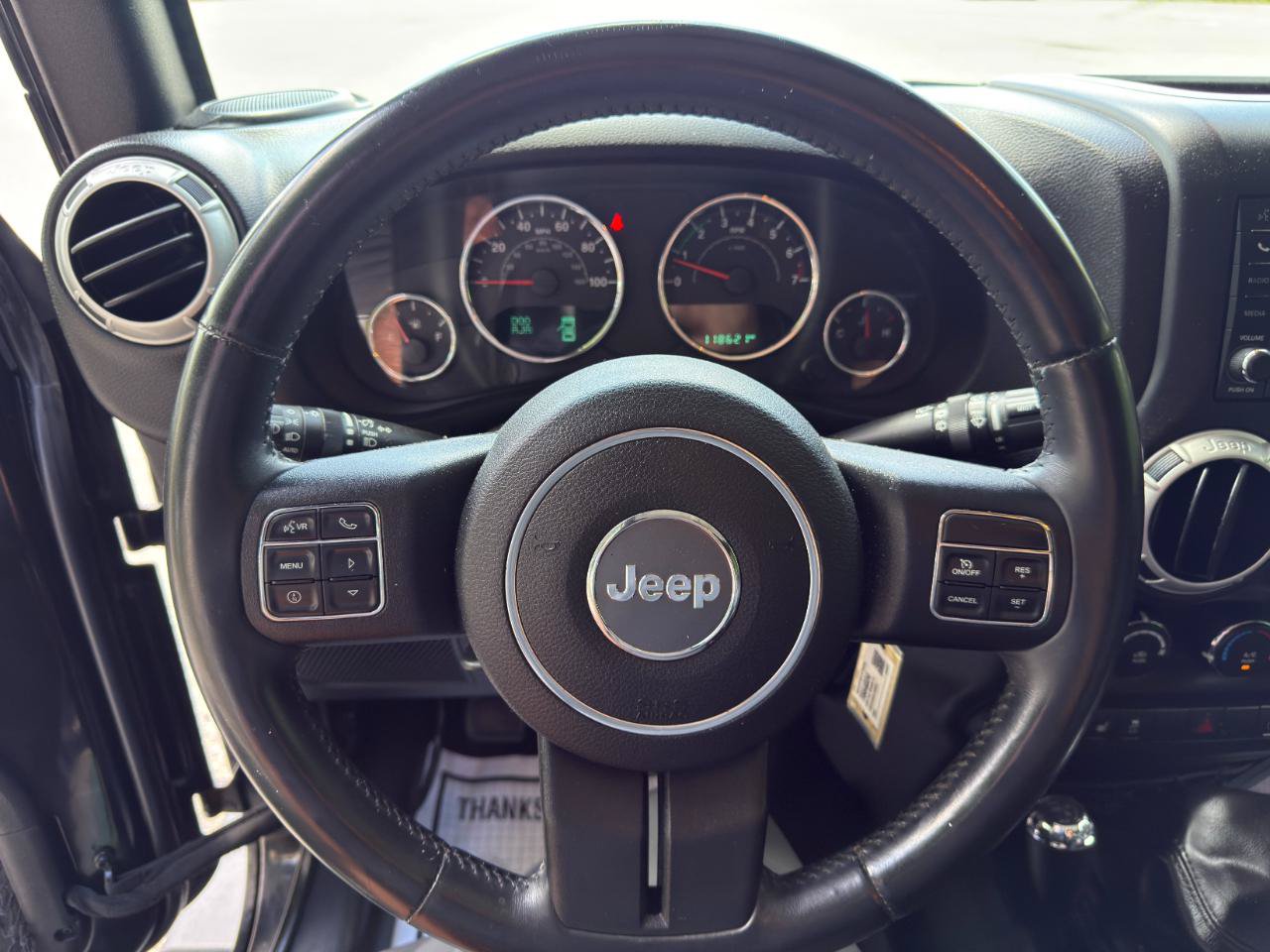 Used 2015 Jeep Wrangler Unlimited Sahara w/ Dual Top Group AWD/4WD image 17