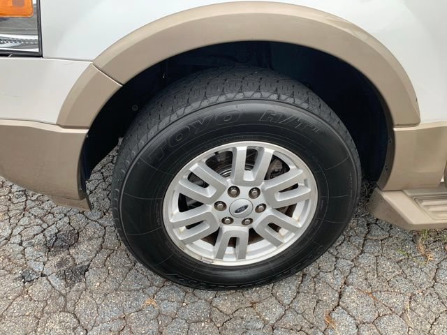 Used 2014 Ford Expedition EL XLT w/ Equipment Group 202A AWD/4WD image 40
