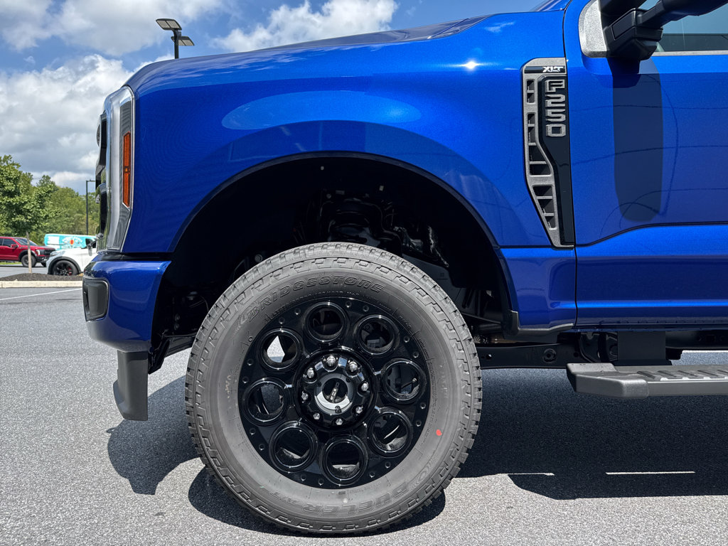 New 2026 Ford F250 XLT w/ XLT Premium Package AWD/4WD image 20