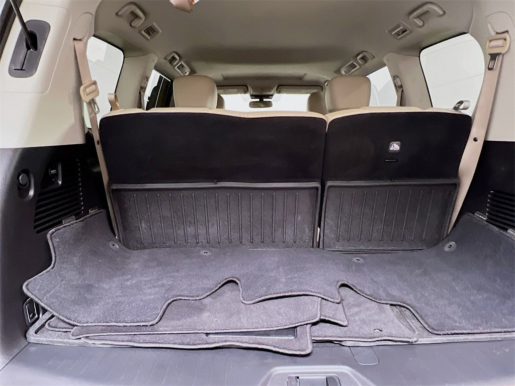 Used 2024 Nissan Armada SL w/ Captain's Chairs Package image 27
