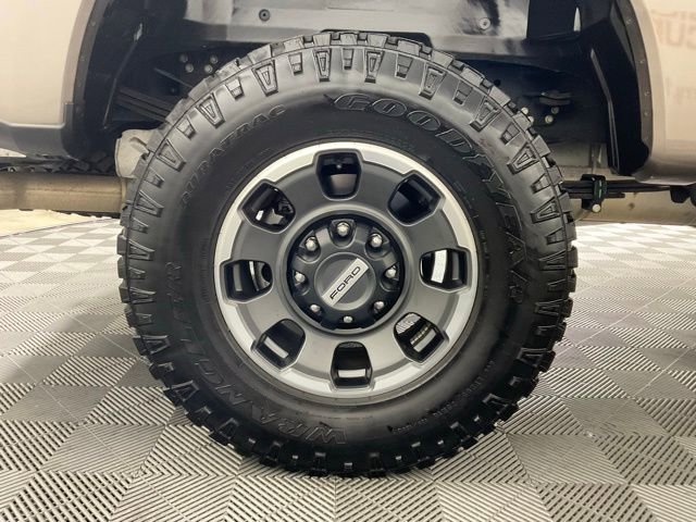 Used 2023 Ford F350 XLT w/ Black Appearance Package image 10