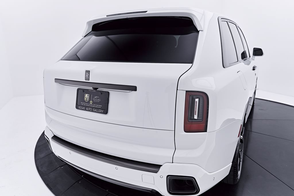 Used 2025 Rolls-Royce Cullinan Black Badge AWD/4WD image 22