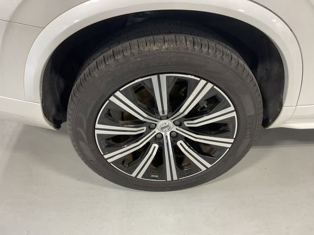 Used 2025 Volvo XC90 B5 Core w/ Protection Package AWD/4WD image 15