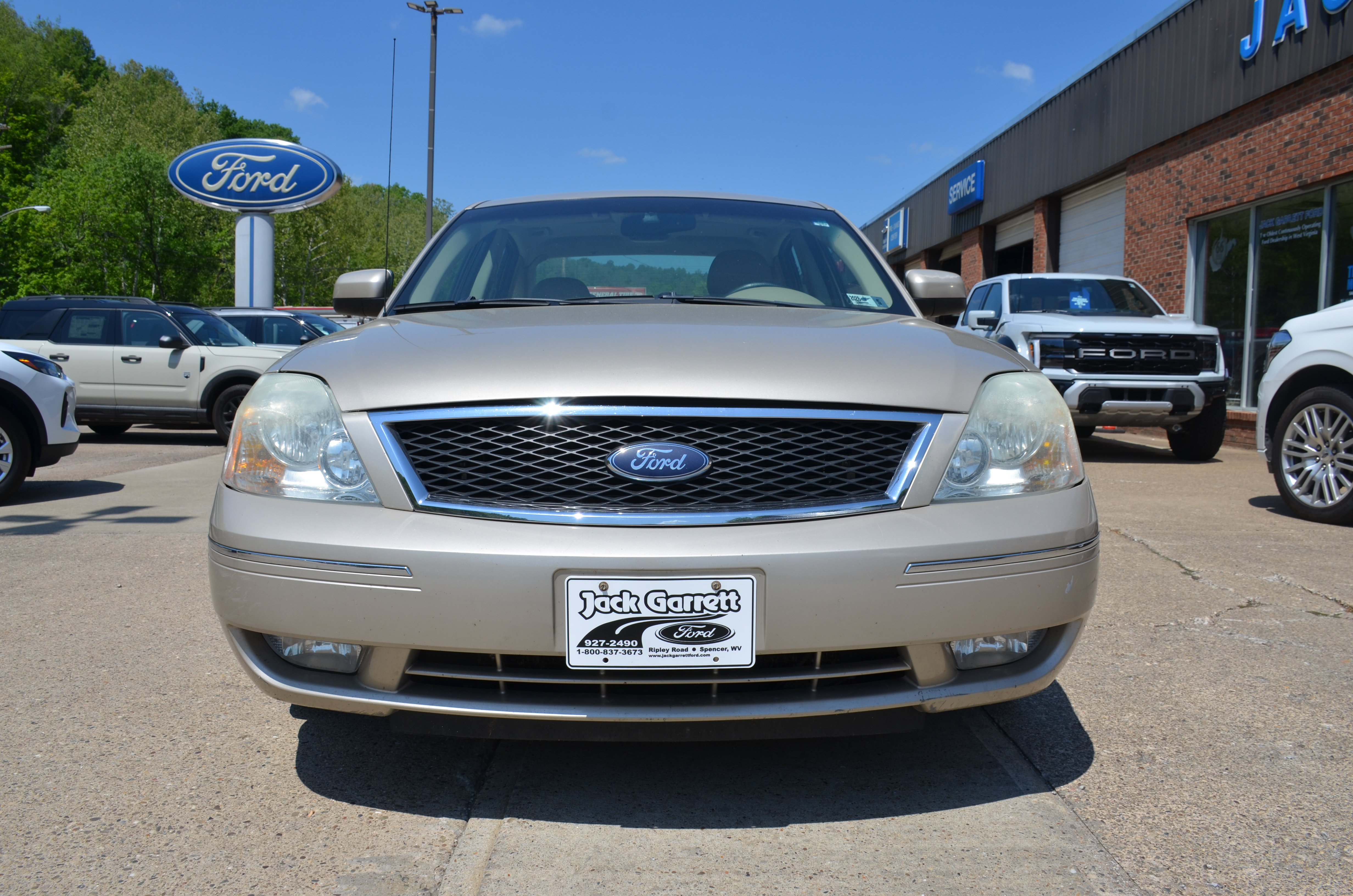 Used 2006 Ford Five Hundred SEL FWD image 5