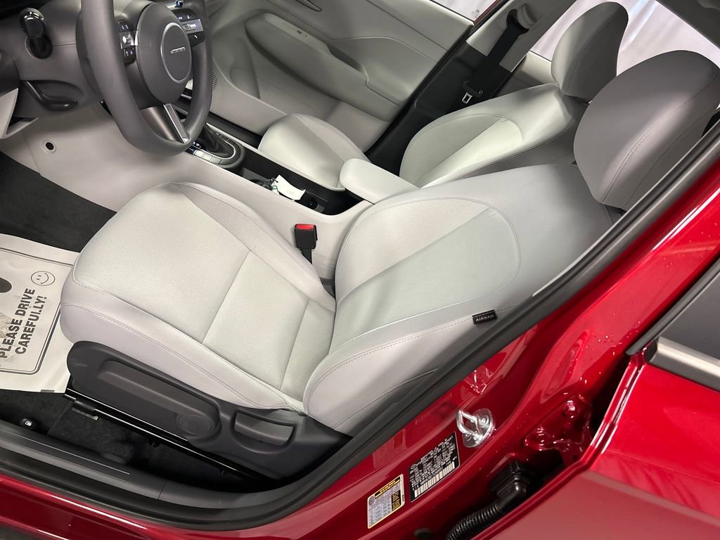 New 2026 Hyundai Kona SE image 10