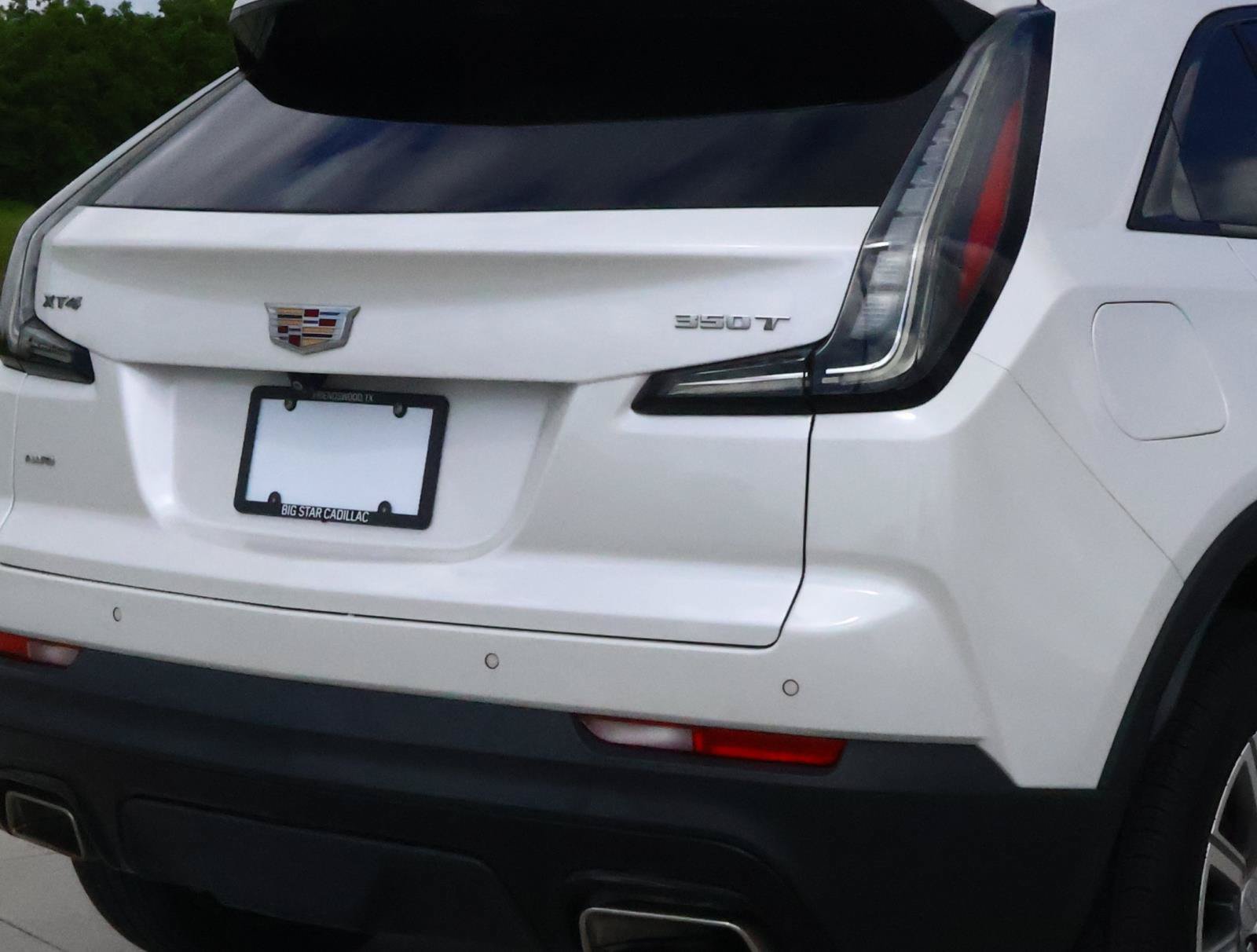 Certified 2022 Cadillac XT4 Sport w/ Enhanced Visibility Package AWD/4WD image 11
